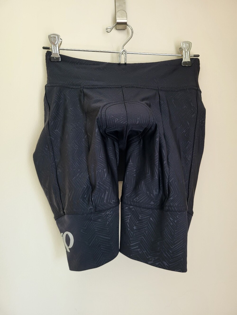 Pearl Izumi Padded Bike Shorts, Size Large